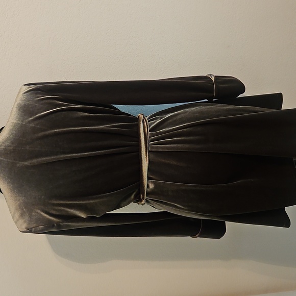 Paramour Velvet Jacket - Picture 5 of 14